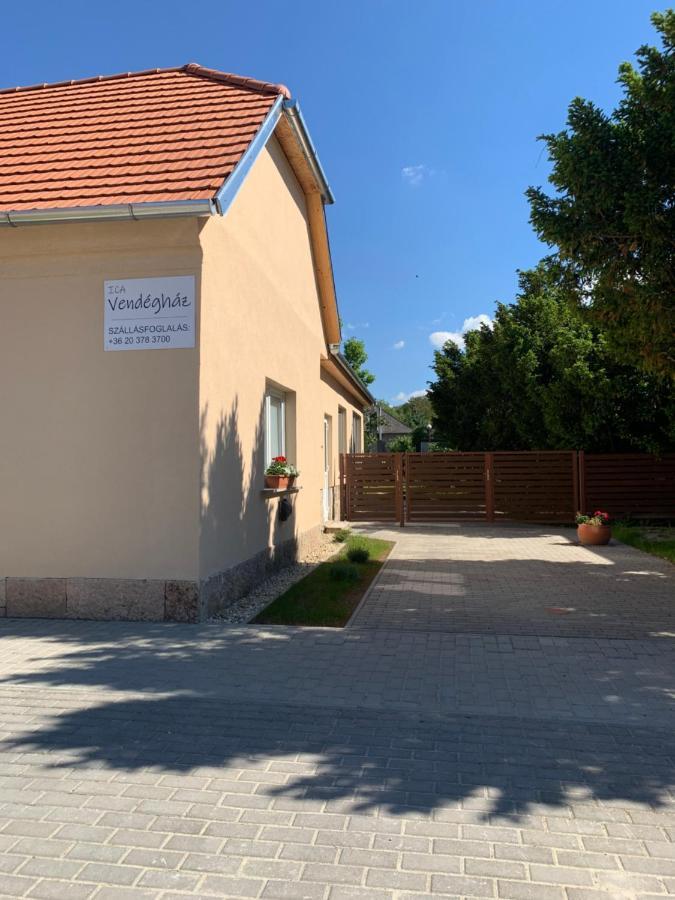 Ica Vendégház Sutto Esterno foto